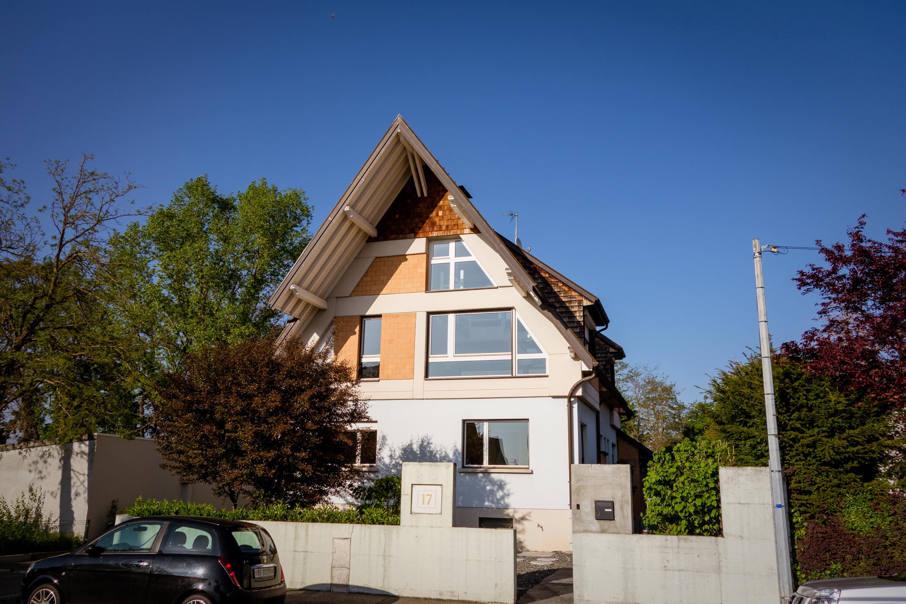 Visite de la maison en face de la crèche