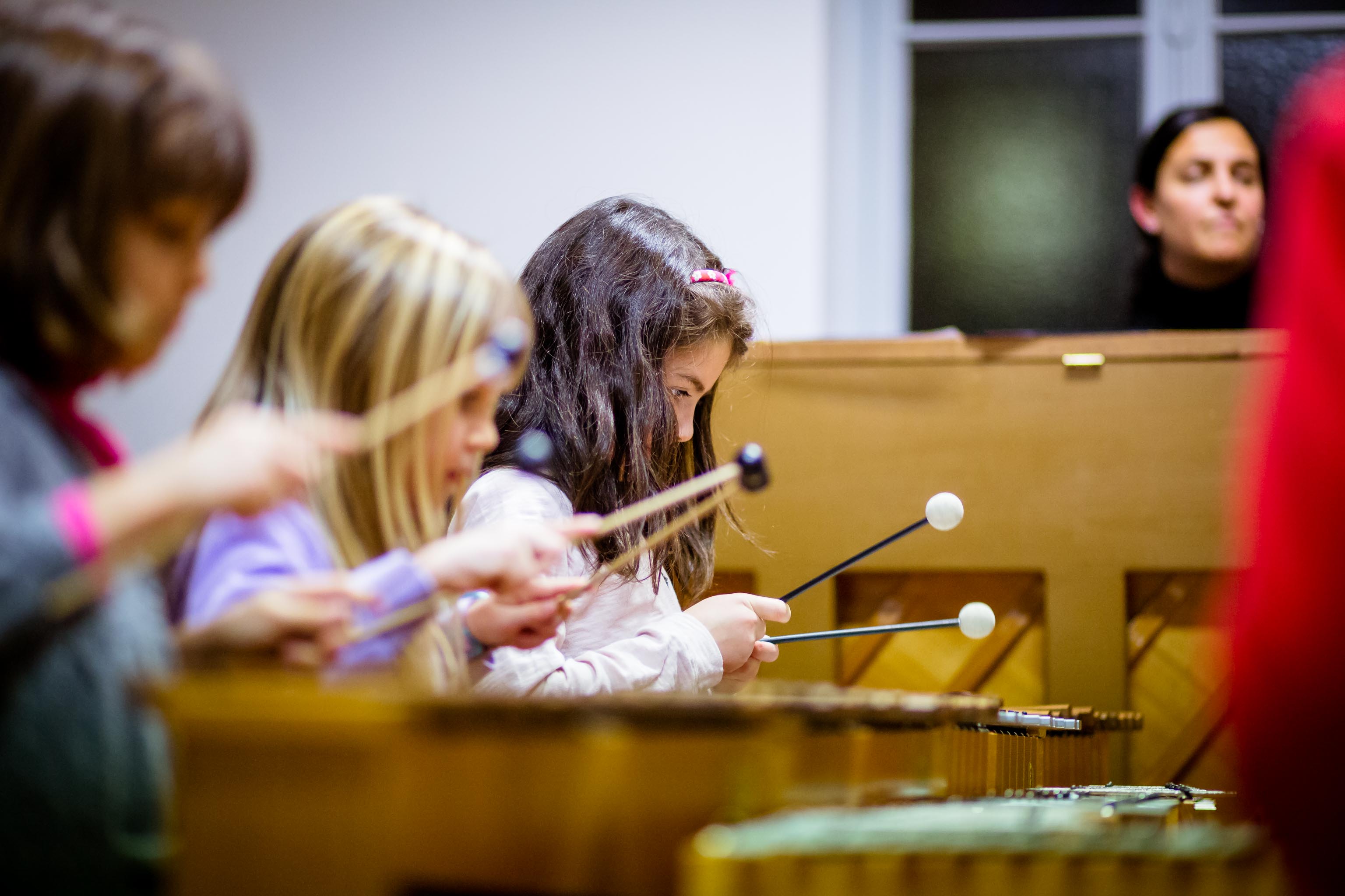 Leili à l'école de musique